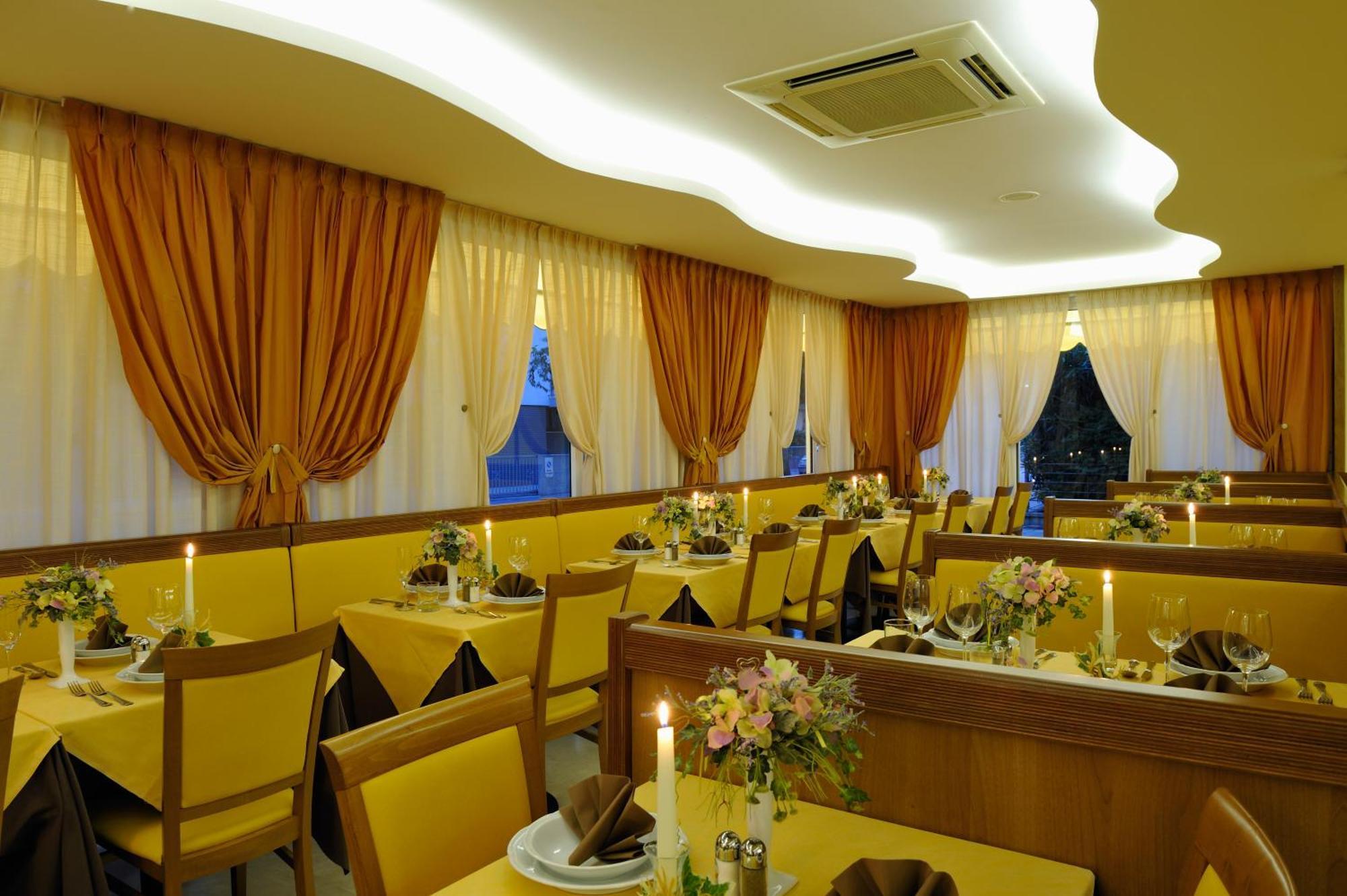 Hotel Al Prater 리그나노 사비아도로 외부 사진