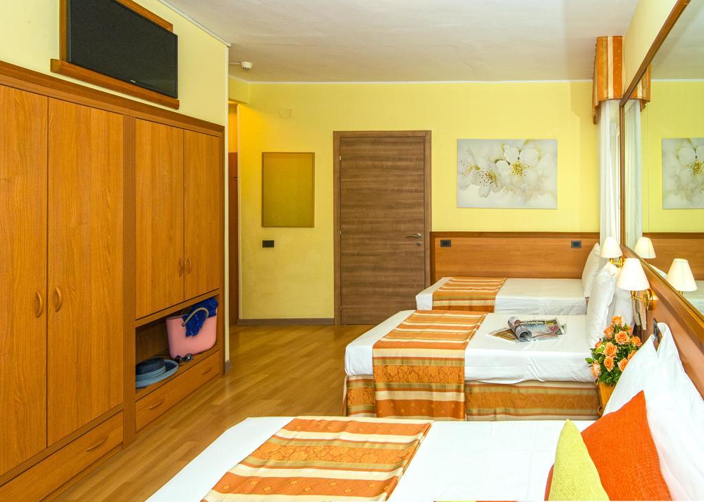 Hotel Al Prater 리그나노 사비아도로 외부 사진