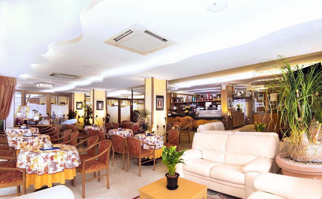 Hotel Al Prater 리그나노 사비아도로 외부 사진