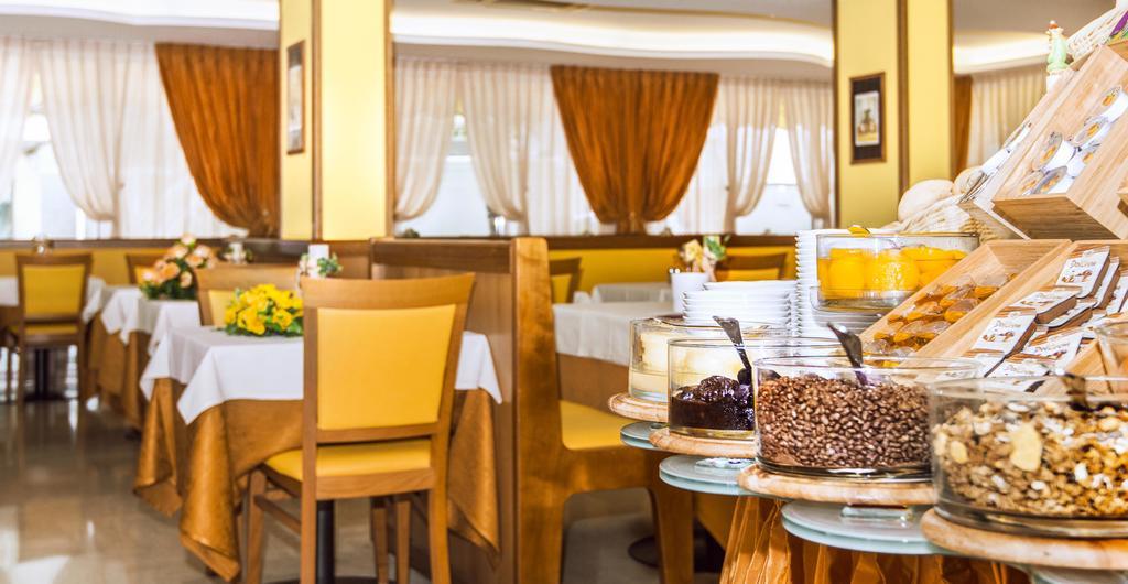 Hotel Al Prater 리그나노 사비아도로 외부 사진